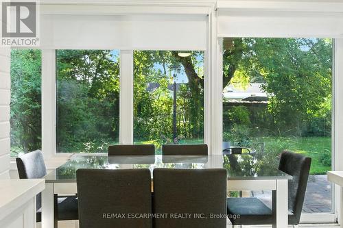 230 South Service Road, Mississauga, ON - Indoor Photo Showing Dining Room