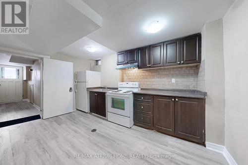3 Plumbrook Crescent, Toronto, ON - Indoor Photo Showing Kitchen