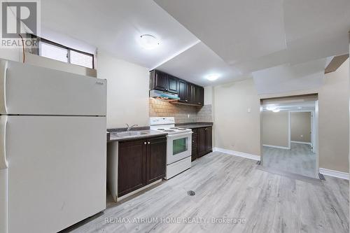 3 Plumbrook Crescent, Toronto, ON - Indoor Photo Showing Kitchen