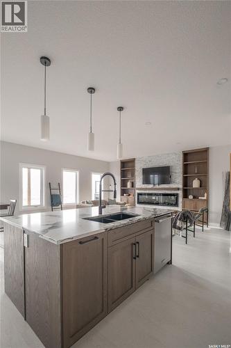 3748 Gee Crescent, Regina, SK - Indoor Photo Showing Kitchen With Double Sink