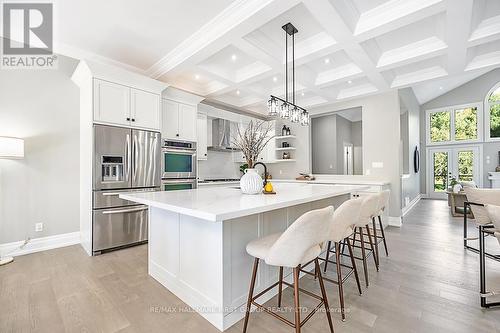 15 Shepherd Road, Whitby, ON - Indoor Photo Showing Kitchen With Upgraded Kitchen