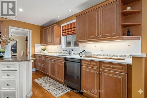 71 Oak Ridge Boulevard, Belleville (Belleville Ward), ON - Indoor Photo Showing Kitchen