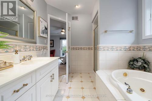71 Oak Ridge Boulevard, Belleville (Belleville Ward), ON - Indoor Photo Showing Bathroom
