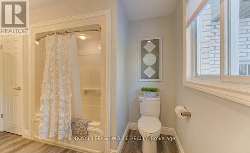 67 Inwood Crescent, Kitchener, ON - Indoor Photo Showing Bathroom