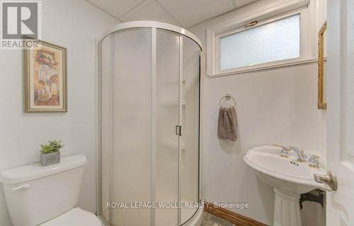 67 Inwood Crescent, Kitchener, ON - Indoor Photo Showing Bathroom