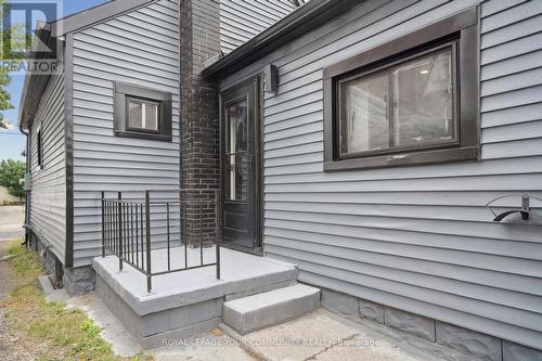 8 Merchison Avenue, Hamilton, ON - Outdoor With Exterior