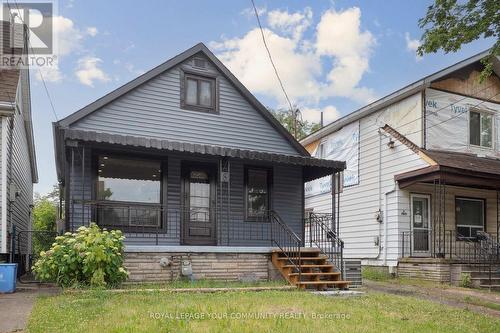 8 Merchison Avenue, Hamilton, ON - Outdoor