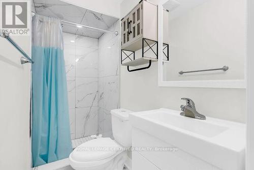 4693 Thomas Alton Boulevard, Burlington, ON - Indoor Photo Showing Bathroom