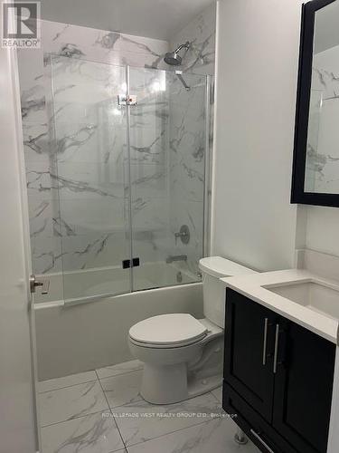 1101 - 95 Oneida Crescent, Richmond Hill, ON - Indoor Photo Showing Bathroom