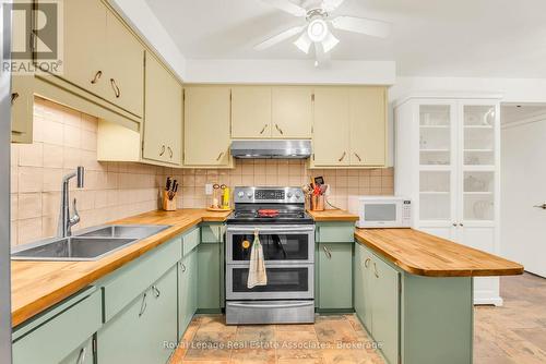 12 Carnaby Crescent, Kitchener, ON - Indoor Photo Showing Kitchen With Double Sink