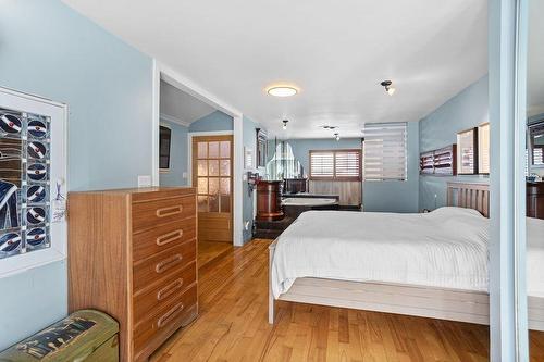 Chambre à coucher principale - 2915 Rue Bellerive, Sainte-Marthe-Sur-Le-Lac, QC - Indoor Photo Showing Bedroom