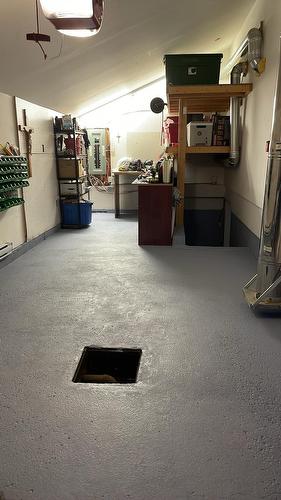 Garage - 2915 Rue Bellerive, Sainte-Marthe-Sur-Le-Lac, QC - Indoor