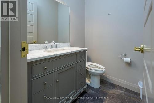 Reception office's bathroom - 36 Armstrong Avenue, Halton Hills, ON 