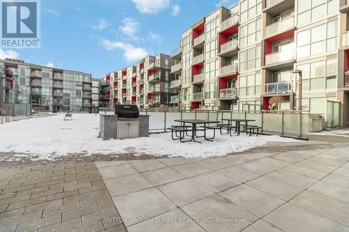 D422 - 5220 Dundas Street, Burlington, ON - Outdoor With Balcony