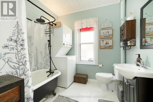 30 Kensington Avenue, Smiths Falls, ON - Indoor Photo Showing Other Room