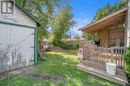 30 Kensington Avenue, Smiths Falls, ON - Outdoor