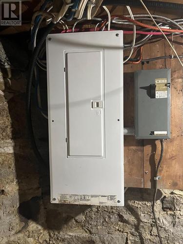 30 Kensington Avenue, Smiths Falls, ON - Indoor Photo Showing Basement