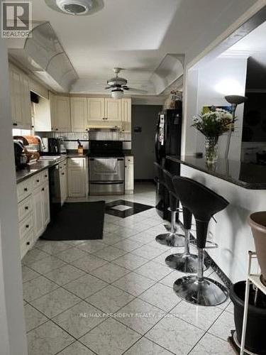 23 Davelayne Road, Toronto, ON - Indoor Photo Showing Kitchen