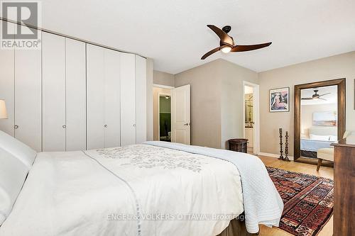1885 Louisiana Avenue, Ottawa, ON - Indoor Photo Showing Bedroom