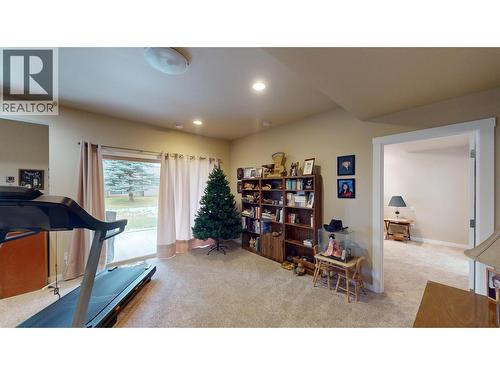 223 Boulder Creek, Cranbrook, BC - Indoor