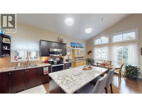 223 Boulder Creek, Cranbrook, BC - Indoor