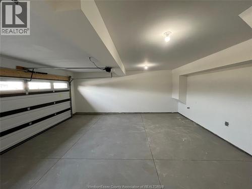 108 Jones Street, Essex, ON - Indoor Photo Showing Garage