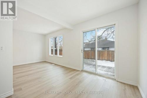 260-266 London Road, Sarnia, ON - Indoor Photo Showing Other Room