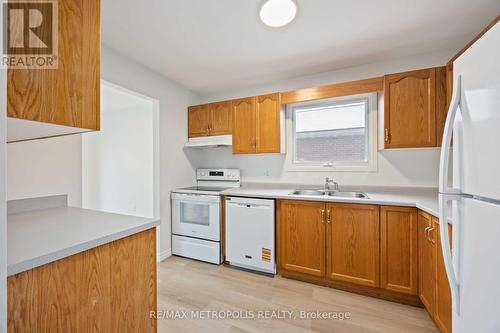 260-266 London Road, Sarnia, ON - Indoor Photo Showing Kitchen With Double Sink