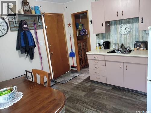 697 8Th Street, White Bear Ir 70, SK - Indoor