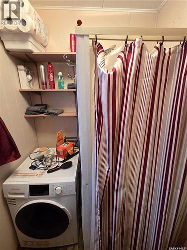 697 8Th Street, White Bear Ir 70, SK - Indoor With Storage