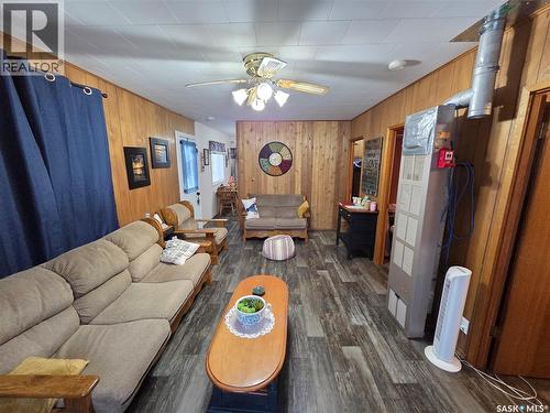 697 8Th Street, White Bear Ir 70, SK - Indoor
