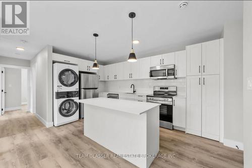 13 - 400 Scenic Drive, London South (South J), ON - Indoor