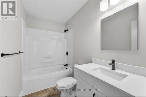 13 - 400 Scenic Drive, London South (South J), ON - Indoor Photo Showing Bathroom