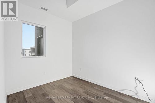 412 - 7549A Kalar Road, Niagara Falls, ON - Indoor Photo Showing Other Room