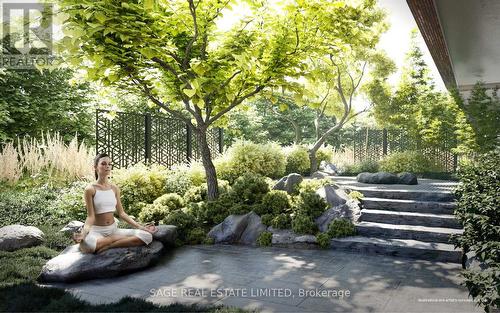 1808 - 109 Erskine Avenue, Toronto, ON - Outdoor