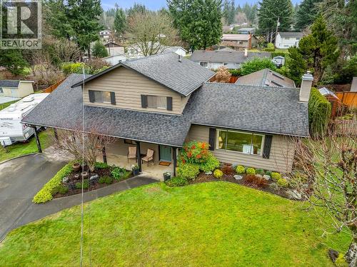 4988 Adrian Rd, Courtenay, BC - Outdoor