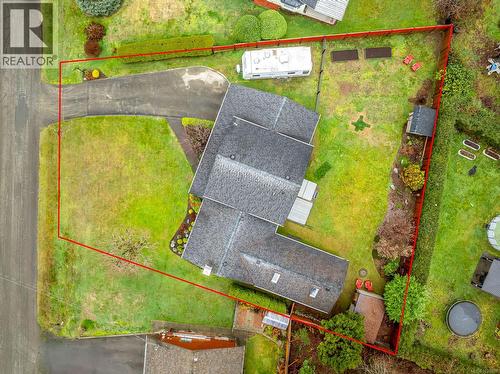 4988 Adrian Rd, Courtenay, BC - Outdoor