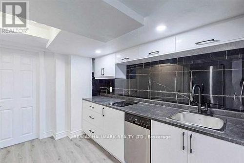 Basement A - 214 Altamira Road, Richmond Hill, ON - Indoor Photo Showing Kitchen