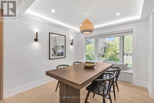 257 Strathcona Drive, Burlington, ON - Indoor Photo Showing Dining Room