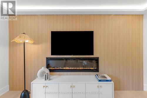 257 Strathcona Drive, Burlington, ON - Indoor