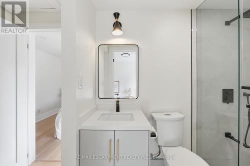 257 Strathcona Drive, Burlington, ON - Indoor