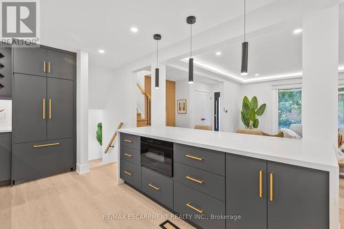 257 Strathcona Drive, Burlington, ON - Indoor