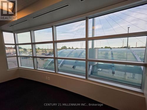 212 - 2250 Bovaird Drive E, Brampton, ON 