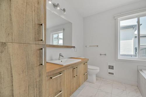 Salle de bains - 294 Rue Édouard-Drouin, Saint-Jérôme, QC - Indoor Photo Showing Bathroom