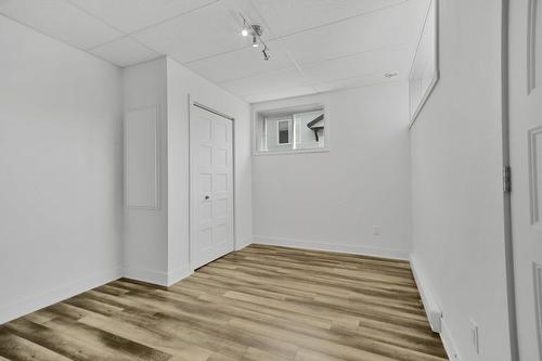 Salle familiale - 294 Rue Édouard-Drouin, Saint-Jérôme, QC - Indoor Photo Showing Other Room