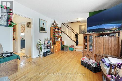 642 Borthwick Avenue, Ottawa, ON - Indoor Photo Showing Other Room
