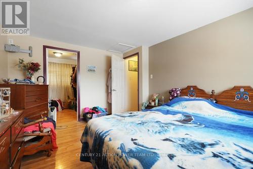 642 Borthwick Avenue, Ottawa, ON - Indoor Photo Showing Bedroom