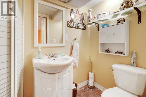 642 Borthwick Avenue, Ottawa, ON - Indoor Photo Showing Bathroom