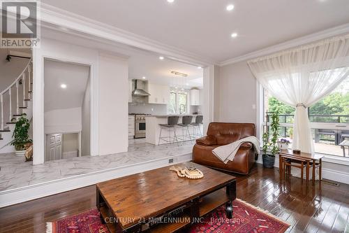 62 Stargell Drive, Whitby, ON - Indoor Photo Showing Living Room