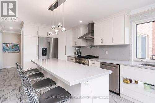 62 Stargell Drive, Whitby, ON - Indoor Photo Showing Kitchen